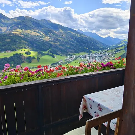 Rieserhof Lejlighed *